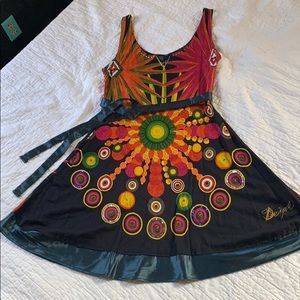 Dress sleeveless multi color